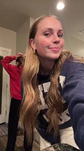 Sadie Burris's Instagram, Twitter & Facebook