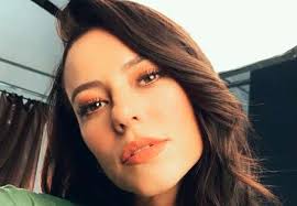 We did not find results for: Vergonha Nada Disso Fotos De Paolla Oliveira De Maio Exibindo Pernas Reais Bombam Na Web Sbt