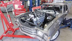 Introduced into nascar cup racing in 2012, the engine design was based off the ford fr9 carbureted platform, which entered nascar in 2009. Ford Modular Vs Chevy Ls Which Is The Better Engine Dust Runners Automotive Journal