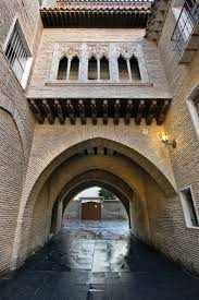 Ayuntamiento De Zaragoza Monumentos Arco Y Casa Del Dean Ciudad De Zaragoza Zaragoza Mudejar