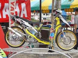 Tj modif persembahkan untuk pecinta modifikasi di seluruh dunia. Gambar Modifikasi Motor Mio J Terbaru 2015 Drag Racing Motor Gambar