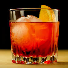 Invite these drinks to your dinner party. Why You Should Be Using Aperitif Drinks Before Dinner