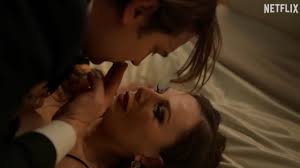 Sevişme sahnesi gündem oldu. Çağatay Ulusoy ve Şenay Gürlerin yatak  sahnesi sosyal medyayı salladı