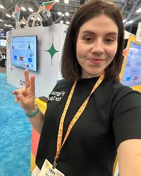 Having the best time in Texas spreading the joy to educators and students.  Laughing a lot, demoing a lot, laying down a little and celebrating with  such a hard working team #figmaforedu