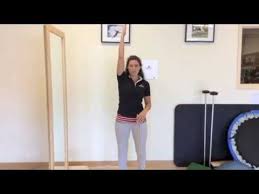 Katharina Lemay Vous Demontre Quelques Exercices Pour Contrer Les Effets D Une Capsulite A L Epaule