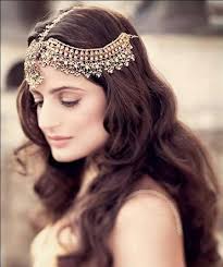 4 easy hairstyles for wedding | hairstyle with maang tikka for medium or long hair. 35 Cute Hairstyles With Maang Tikka Maatha Patti This Season