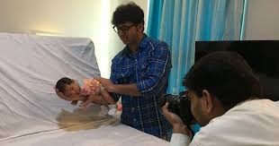 When Newborns Arrive Hospital Maternity Rooms Turn Into Photo Studios