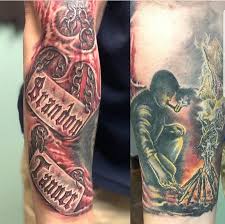 »lieber im stehen sterben, als auf den knien leben.« Tattoonow S Best Top Tattoo Artists