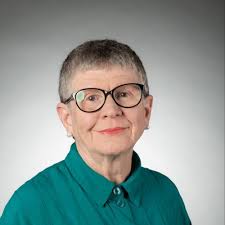 Claudia Harrelson's Instagram, Twitter & Facebook