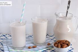 Te Explicamos Paso A Paso De Manera Sencilla Y Para Magimix La Elaboracion De La Receta De Horchata De Almen Receta De Horchata Horchata Recetas De Thermomix