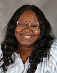 Jen Dietrich's Instagram, Twitter & Facebook