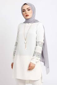 Giyim Tunik Panosundaki Pin