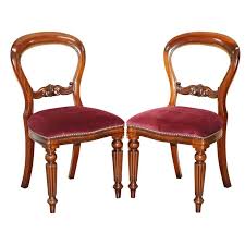 Pair Of Frank Hudson And Sons Harrods Stamped Medallion Mahogany Dining Chairs In 2020 Dining Chairs French Dining Chairs Dining Room Chairs