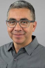 Ismael Olvera Caltzontzin, Real Estate Agent