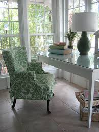 Garden decor ideas to create a relaxing space. Main Elements Of Cottage Style Decor Dengarden
