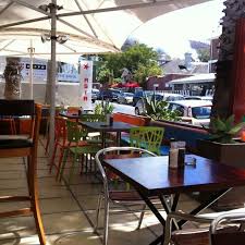 Buzzing kloof street and its surrounds has everything from amazing brunches to tasty burgers and everything in between. Fat Cactus Gardens 5 Park Rd