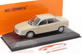 L'année de son retrait le second modèle de la marque à moteur rotatif fut présenté. Minichamps 1 43 Nsu Ro 80 Year 1972 Sahara Beige 940015401 Model Car 940015401 4012138142718