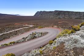 Piton de la fournaise erupts almost every year. Die Piton De La Fournaise Wanderung Must Do Auf La Reunion