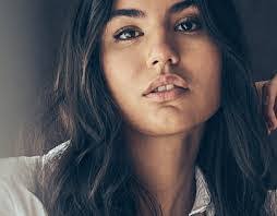 Natalie Donnelly's Instagram, Twitter & Facebook