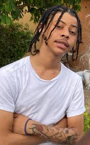 Brandon Hendrick's Instagram, Twitter & Facebook