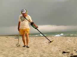 Vlf metal detectors run on lower frequencies compared to pulse induction metal detectors. Metal Detecting Can Be A Legal Minefield In France