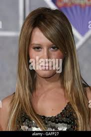 American actress Ashley Tisdale arrives at the German premiere of 'High  School Musical 3: Senior Year' at Mathaeser Filmpalast in Munich, Germany,  05 October 2008. Photo: Hubert Boesl Stock Photo