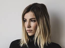 La vie d'alexandra rosenfeld (33 ans) a pris un nouveau tournant en mai 2018. Alexandra Rosenfeld Enceinte Elle Devoile Son Baby Bump En Position De Yoga Nextplz