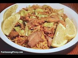 Pancit Miki Guisado Recipe Guisado Recipe Soup Dish Pancit