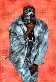 Kanye bundles up for his las vegas outing. Why Does Kanye West Wear A Mask On Stage During His Yeezus Concerts