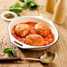 Decouvrez La Recette Boulettes Mijotees A La Biere Curry Et Tomates Sur Cuisineactuelle Fr Recette Boulette Recette Boulette