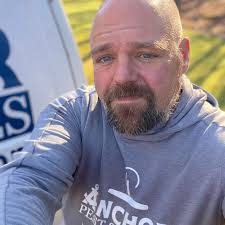 Hey y'all, I'm looking for someone in the area that does state inspections  and won't try to charge me an arm and a leg for the smallest thing I know  doesn't actually