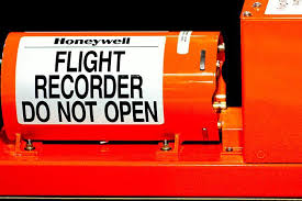 Una dintre cutiile negre ale avionului prăbușit în etiopia a fost găsită de autorități, anunță televiziunea de stat din etiopia, citată de bbc news. Cutia NeagrÄ GÄsitÄ DupÄ Accidentul Aerian Din Sudul FranÈei Este AvariatÄ Dar Poate Fi ExploatatÄ OperaÈiunea Va Incepe In AceastÄ DimineaÈÄ Gandul