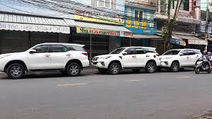 2022] Giá cần cho thuê xe 7 chỗ TPHCM - Xe du lịch Fortuner Innova