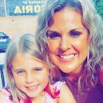 Lisa Woolum's Instagram, Twitter & Facebook