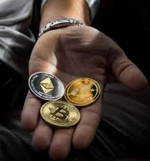 Prix et graphiques des meilleures cryptomonnaies, classées par capitalisation boursière. La Percee Des Crypto Monnaies Dans Le Monde En 4 Chiffres Cles Populationdata Net