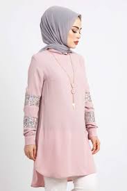 Giyim Tunik Panosundaki Pin