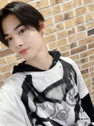 오늘의 엔하이픈을 뽑아보세요 : 12월 모음집🧡💛❤️💙 💗  (https://weverse.io/enhypen/media/0-111277072) #ENHYPEN #엔하이픈  #12월의_이픈이들_수집완 #1월도_레쭈고