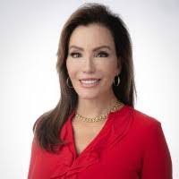 Lori Early's Instagram, Twitter & Facebook