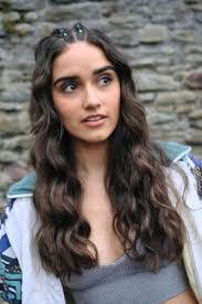 Cara Ward's Instagram, Twitter & Facebook