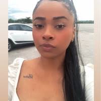 90+ "Joyce Sa" profiles