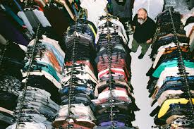Photo Jean-Denis Franoux serial collectionneur de mode - Le Monde