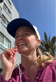 Elisa Richards (@elisa.richards)’s videos with original sound