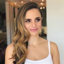 Aimee Halverson's Instagram, Twitter & Facebook