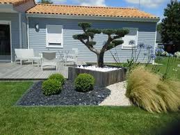M Paysage Jardiniere En Chene Avec Olivier Nuage Decoration Jardin Exterieur Amenagement Jardin Amenagement Paysager Devant Maison