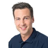 Daniel Hecker's Instagram, Twitter & Facebook