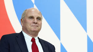 Uli hoeneß kritisiert borussia dortmund für deren transferpolitik. Happy Birthday Uli Hoeness Official Fc Bayern News Bayernforum Com