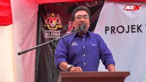 • datuk seri johari abdul ghani is second finance minister. Inisiatif Parking Ini Adalah Hasil Idea Peruntukkan Dbkl Datuk Seri Johari Abdul Ghani Youtube