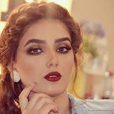 نوره بوعوض خبيرة المكياج الشعر والمكياج المنطقة الشرقية