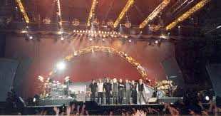 Fans trauern um verstorbenen musiker. Drummers Focus De 1998