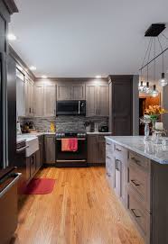 Folks love the relatively solid texture, superior durability and excellent shock absorbency of cherry wood. Kitchen Remodel With Cherry Wood Cabinets Viking Kitchen Cabinets